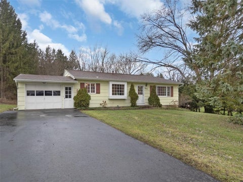 Photo for 6077 Slocum Rd