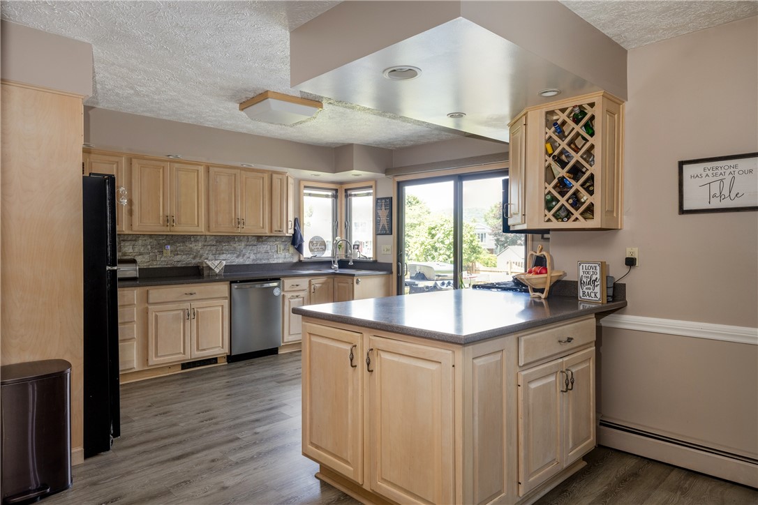 477 Pine Circle Extension