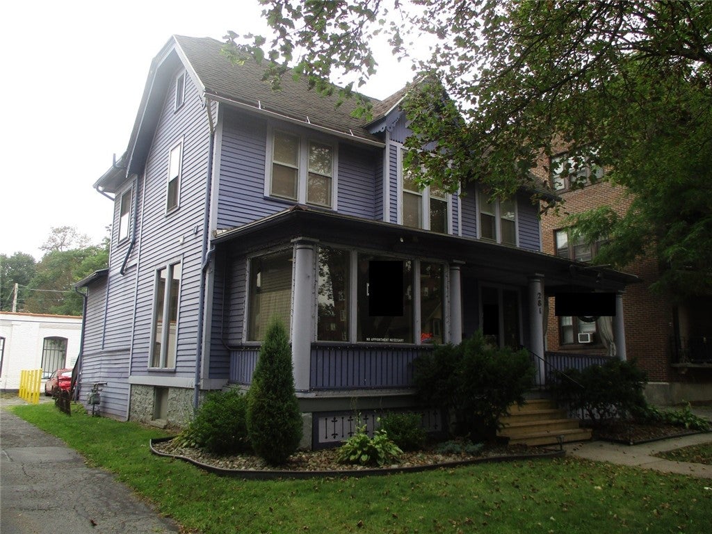 Photo of 281 Park Avenue, Rochester, NY 14607 (MLS # R1702153)