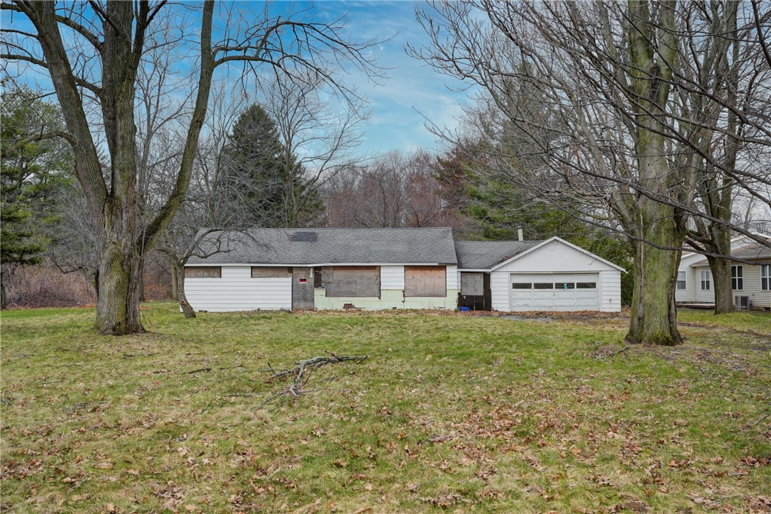 3887 Mount Read Boulevard, Greece, New York image 2