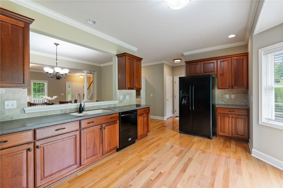 2143 Five Mile Line Road, Penfield, New York image 17