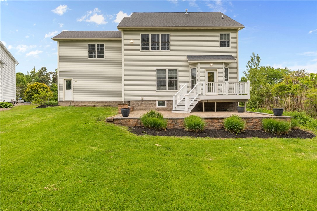 1539 Fieldcrest Drive, Webster, New York image 39