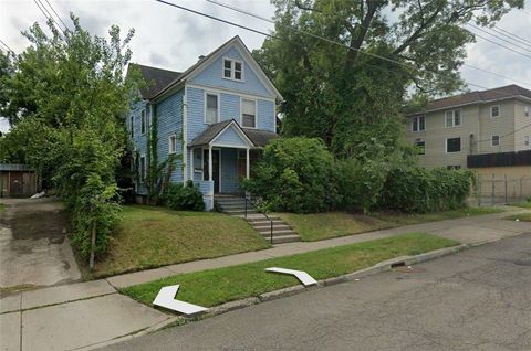 Photo of 7 Charlotte Street, Binghamton, NY 13905 (MLS # R1655074)
