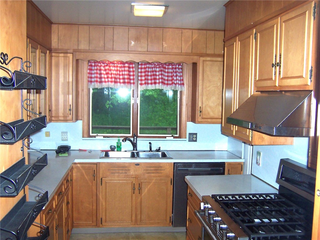 2754 Hillcrest Drive, Wellsville, New York image 8