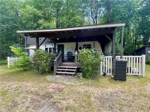 Photo for 619 Town Line Road