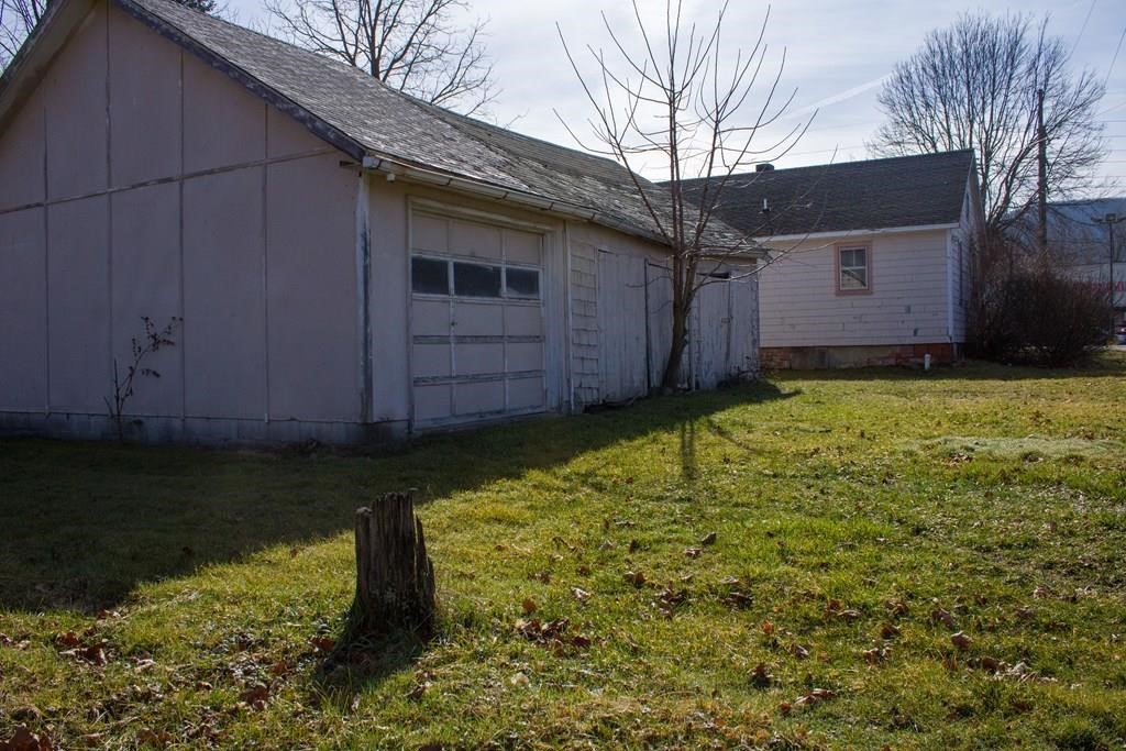 1601 Cedar St