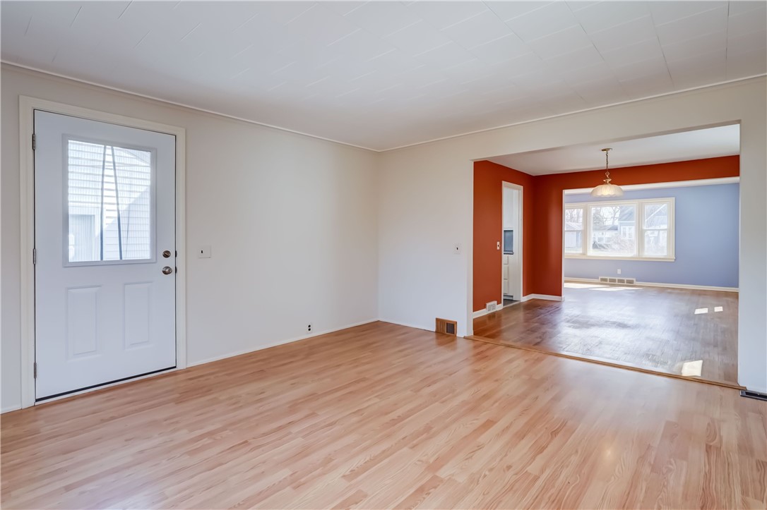 290 Winfield Road, Irondequoit, New York image 23