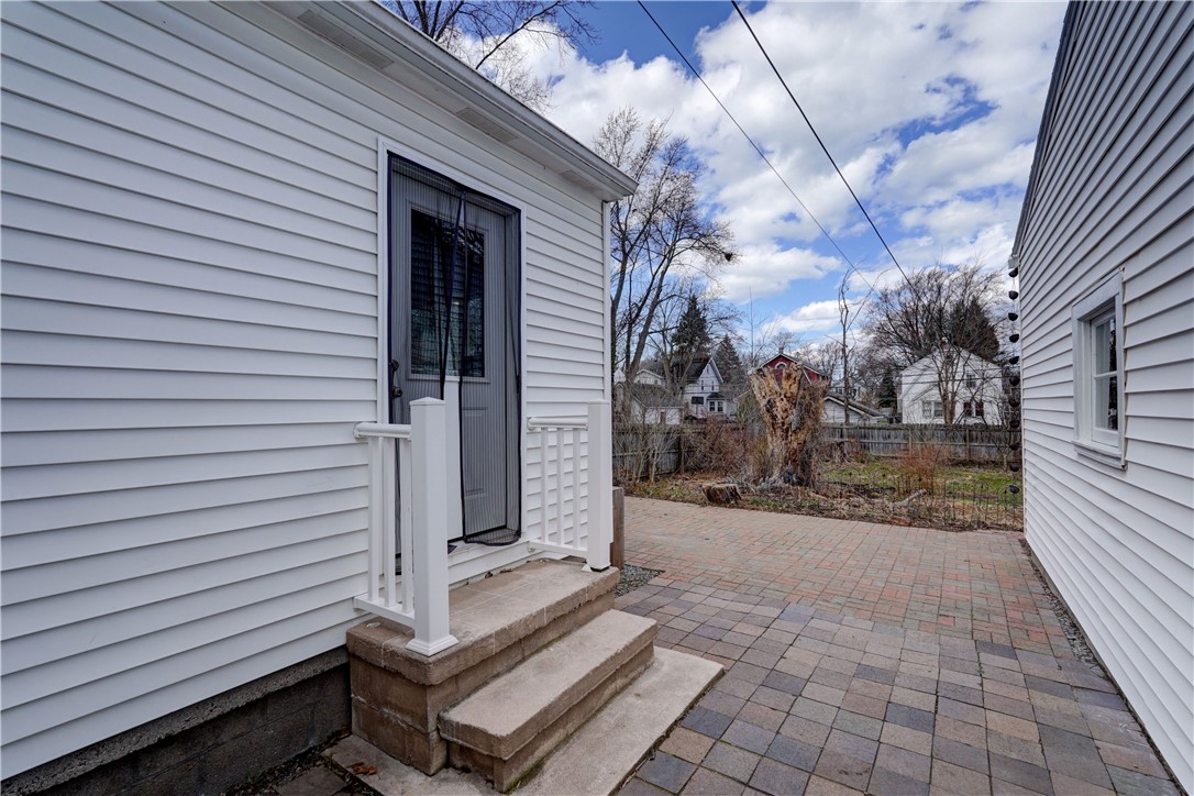 290 Winfield Road, Irondequoit, New York image 7