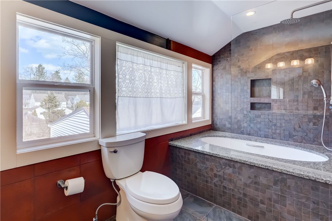 290 Winfield Road, Irondequoit, New York image 30
