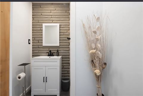 Tiny photo for 1568 Schlegel Road, Webster, NY 14580 (MLS # R1660538)