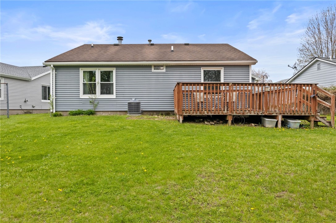 47 Tall Tree Drive, Penfield, New York image 28