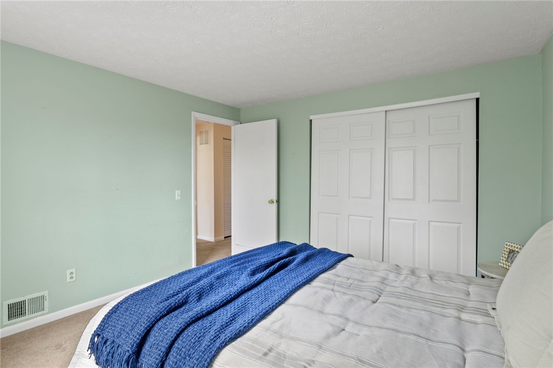 47 Tall Tree Drive, Penfield, New York image 24