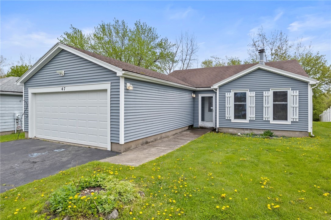47 Tall Tree Drive, Penfield, New York image 1