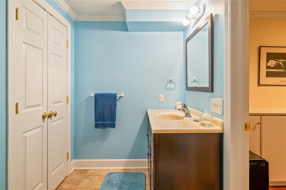 690 Hillside Avenue, Rochester, New York image 49