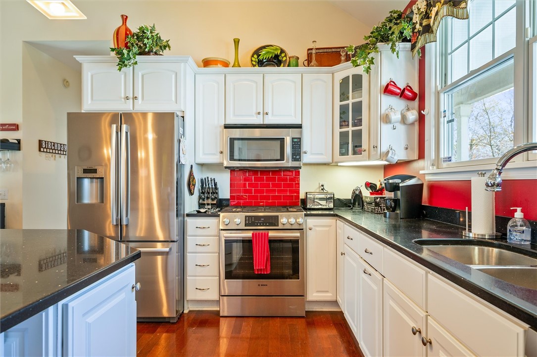 690 Hillside Avenue, Rochester, New York image 22