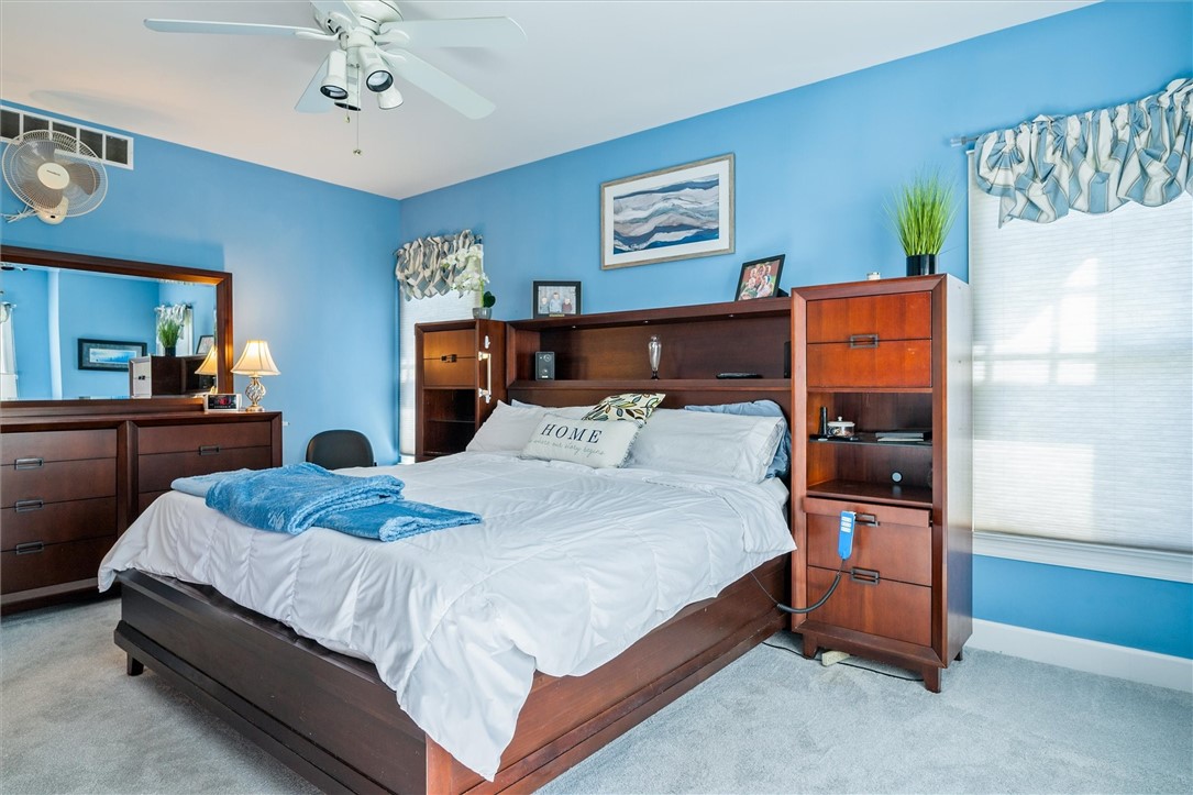 690 Hillside Avenue, Rochester, New York image 25