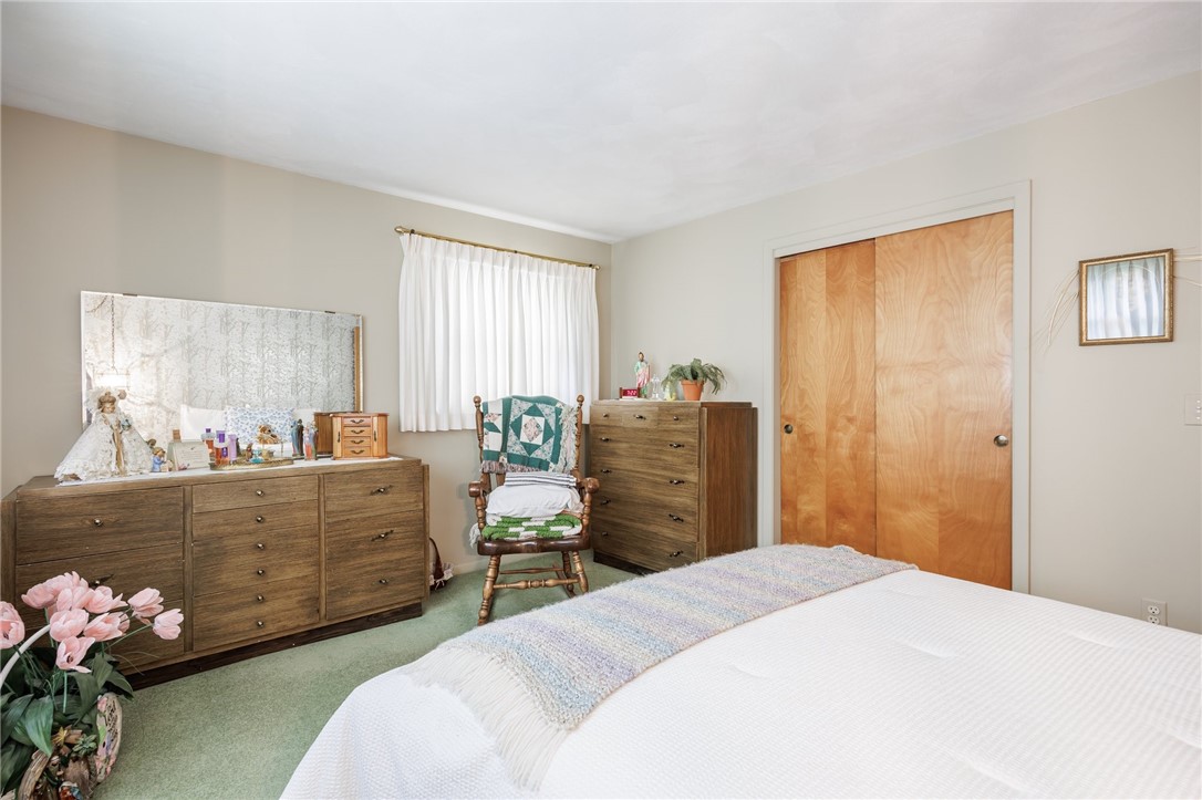 247 Angelus Drive, Irondequoit, New York image 23