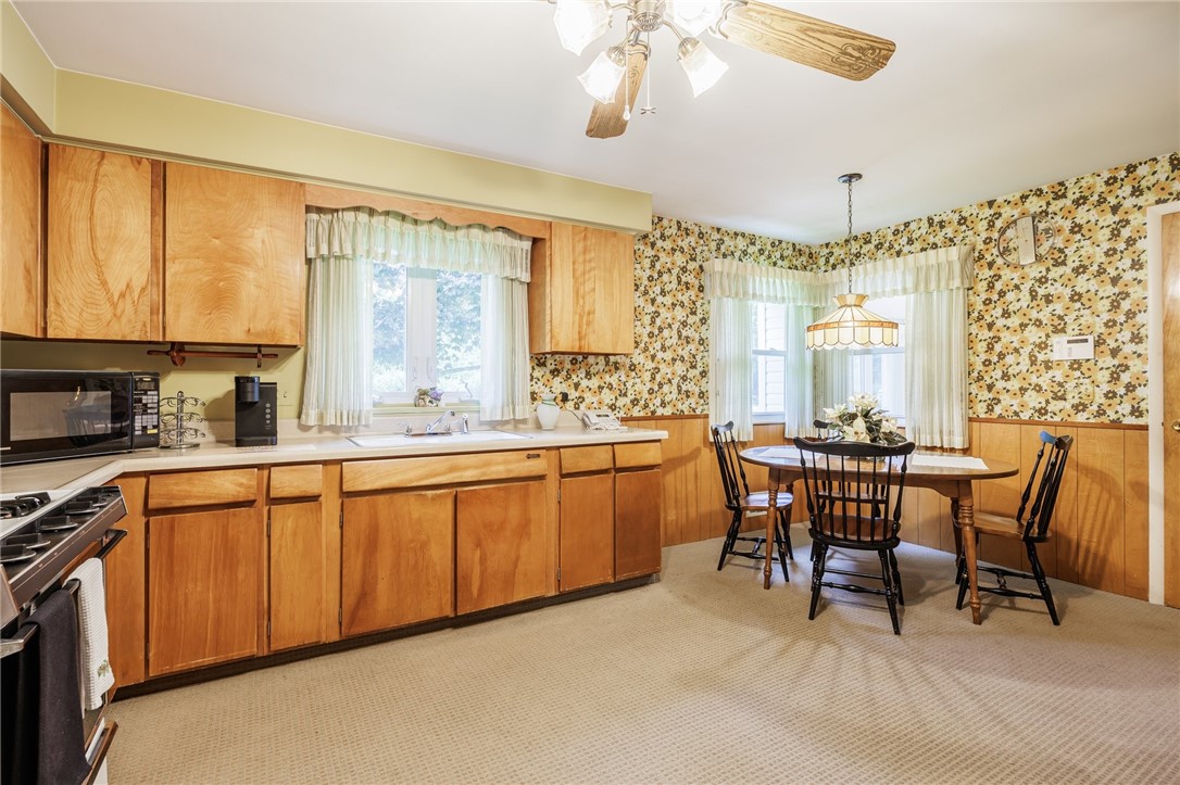 247 Angelus Drive, Irondequoit, New York image 9