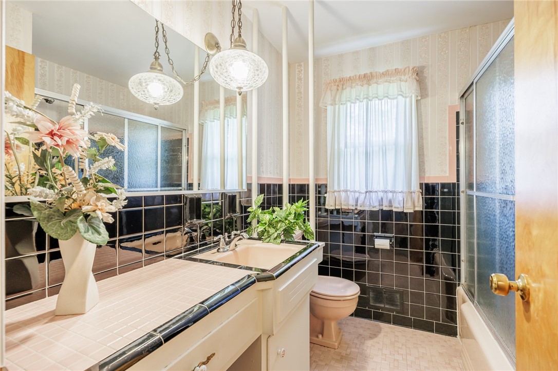 247 Angelus Drive, Irondequoit, New York image 25