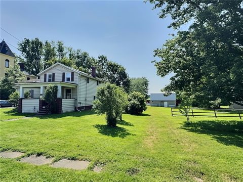 Tiny photo for 3662 Knowlesville Rd RD, Albion, NY 14411 (MLS # R1699382)