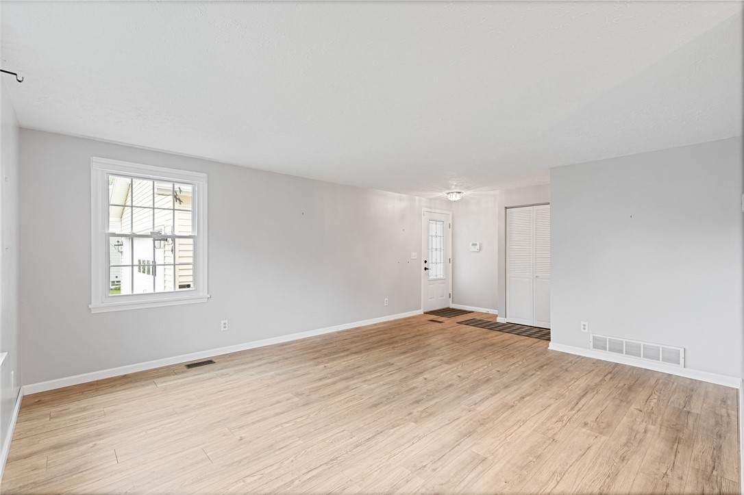 194 Citation Drive, Henrietta, New York image 7