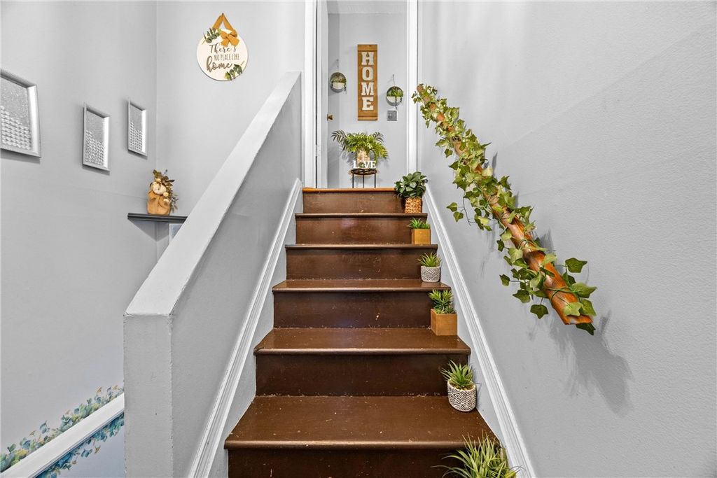 Photo of 110-112 Evelyn Street, Gates, NY 14606 (MLS # R1665783)