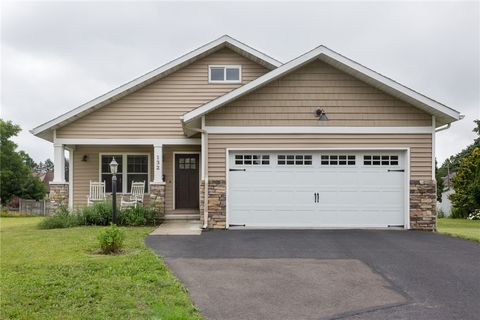 Homes For Sale - 132 W Mccanns Boulevard<br/> Chemung County, Elmira, NY 14903