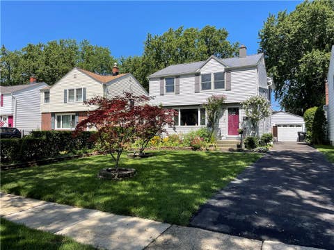 Homes For Sale - 340 Athens Boulevard<br/> Tonawanda, NY 14223