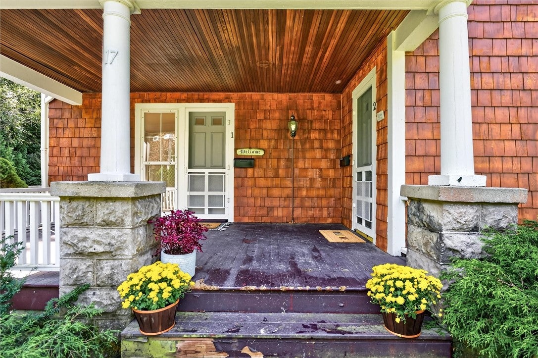 17 Maple Street