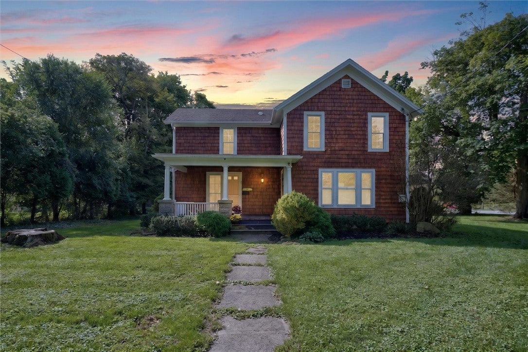 17 Maple Street