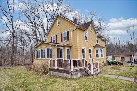 Homes For Sale - 1534 Lake Road<br/> Hamlin, NY 14464