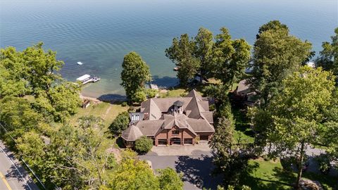 4331 Tichenor Point DR Canandaigua NY 14424
