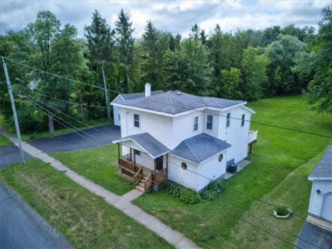 Homes For Sale - 6007 Auburn Street<br/> Wayne County, Wolcott, NY 14590
