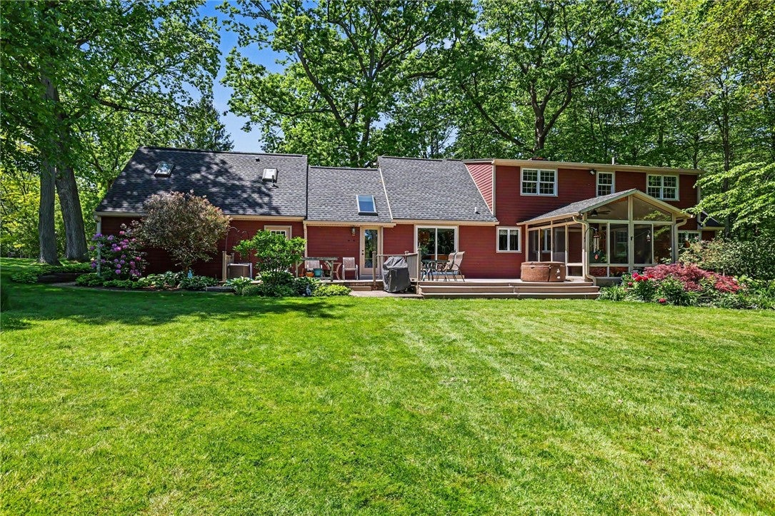 2215 Dutch Hollow Road
