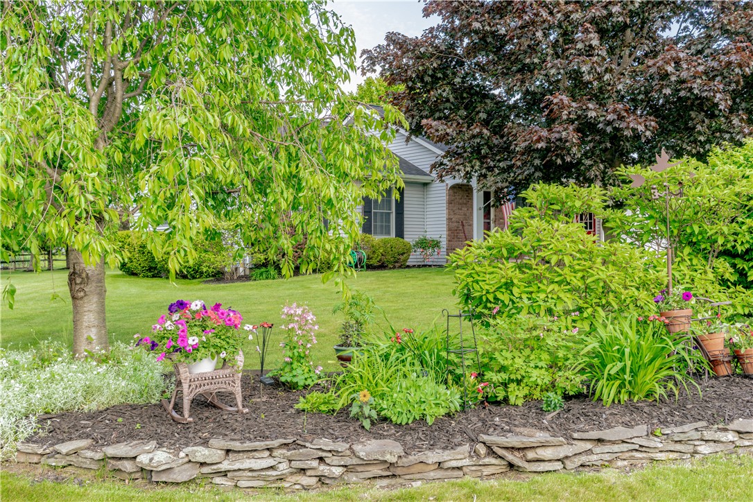 920 Limpet Drive, Webster, New York image 4