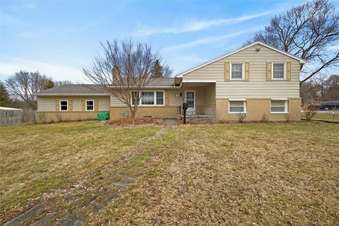 Photo of 110 Dunrovin Lane, Brighton, NY 14618 (MLS # R1667999)