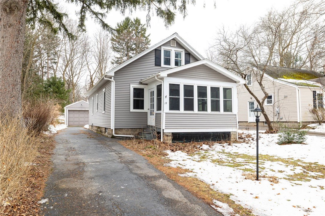 19 Hartfeld Drive, Brighton, New York image 3