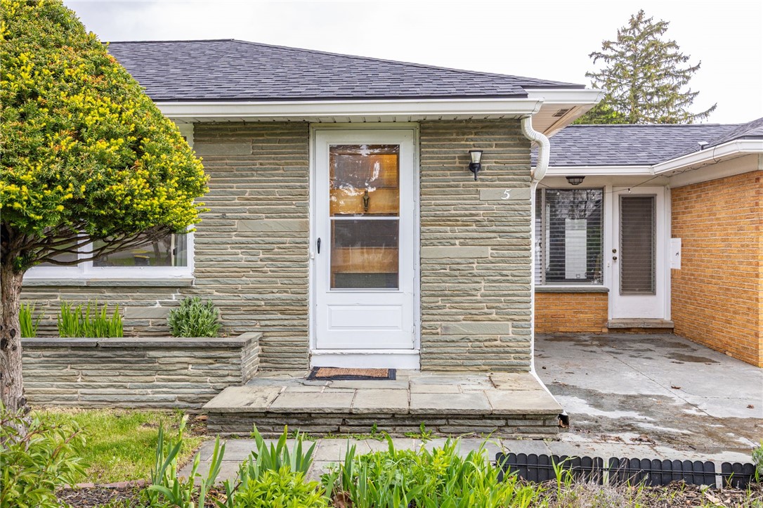 5 Bayberry Lane