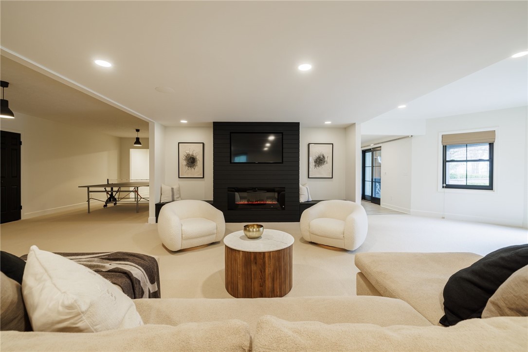 14 Abbey Woods, Pittsford, New York image 39