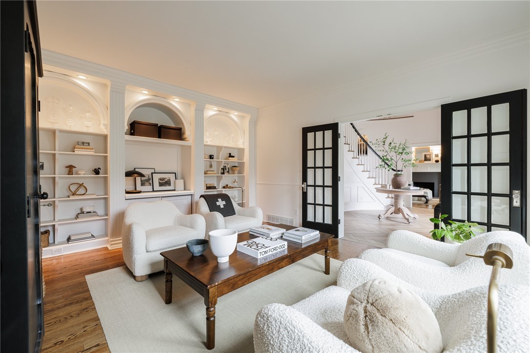 14 Abbey Woods, Pittsford, New York image 8