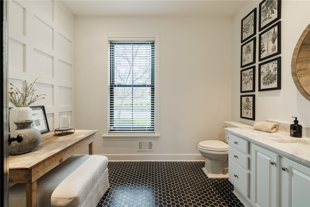 14 Abbey Woods, Pittsford, New York image 23