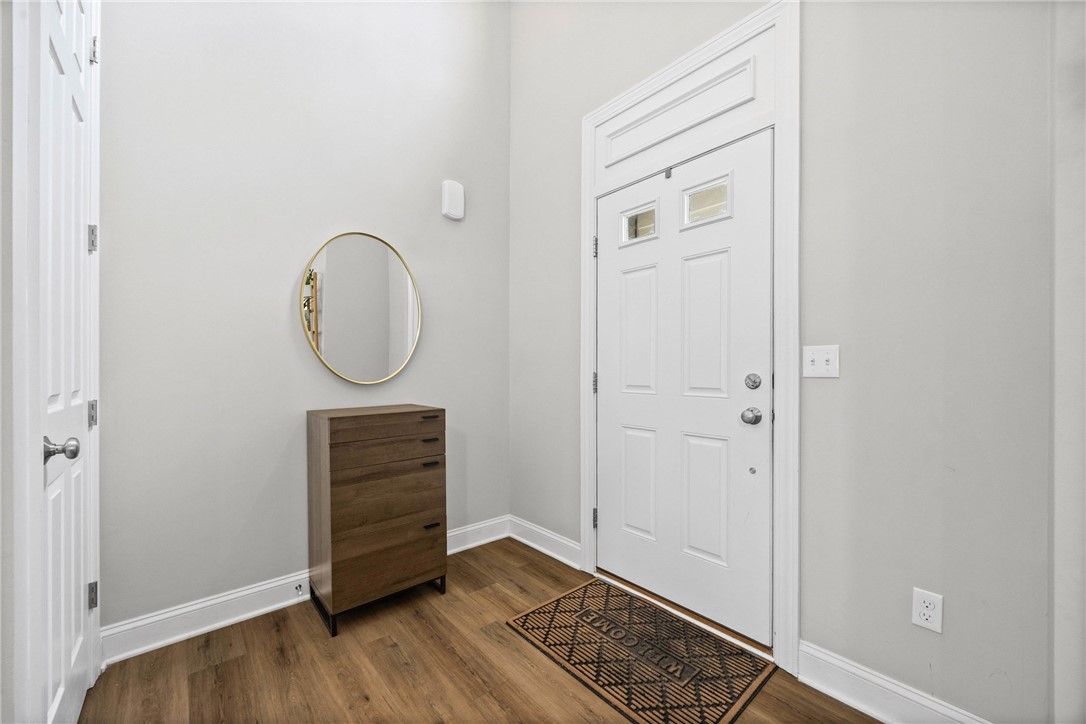 6087 Eddy Gate