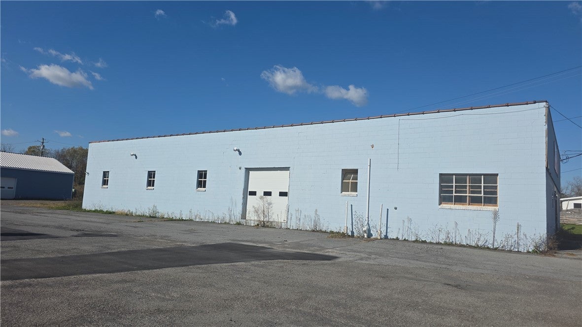 225 N State Route 14
