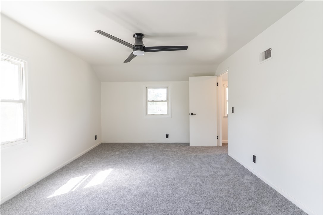 22 Idyllwood Lane, Irondequoit, New York image 18