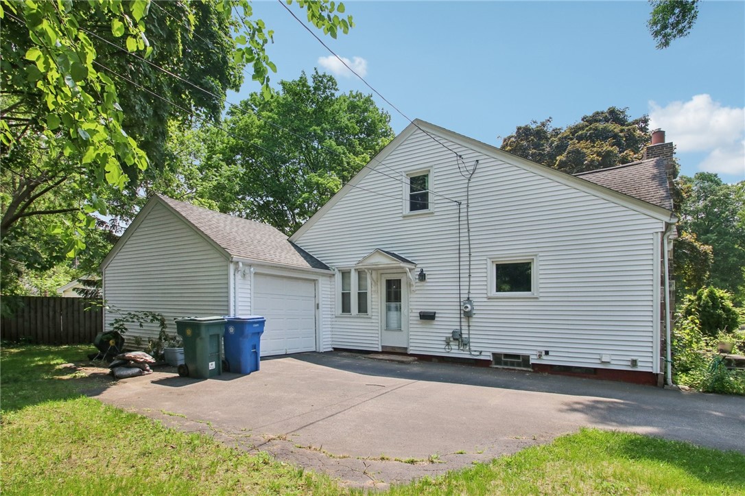 80 Rutledge Drive, Rochester, New York image 26