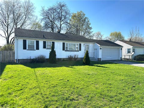 Homes For Sale - 137 Rossmore Street<br/> Monroe County, Gates, NY 14606