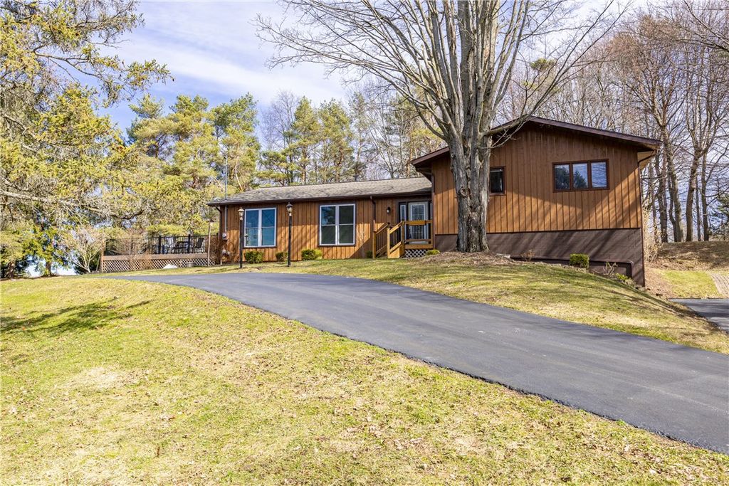 Photo of 416 Thayer Road, Perinton, NY 14450 (MLS # R1665159)