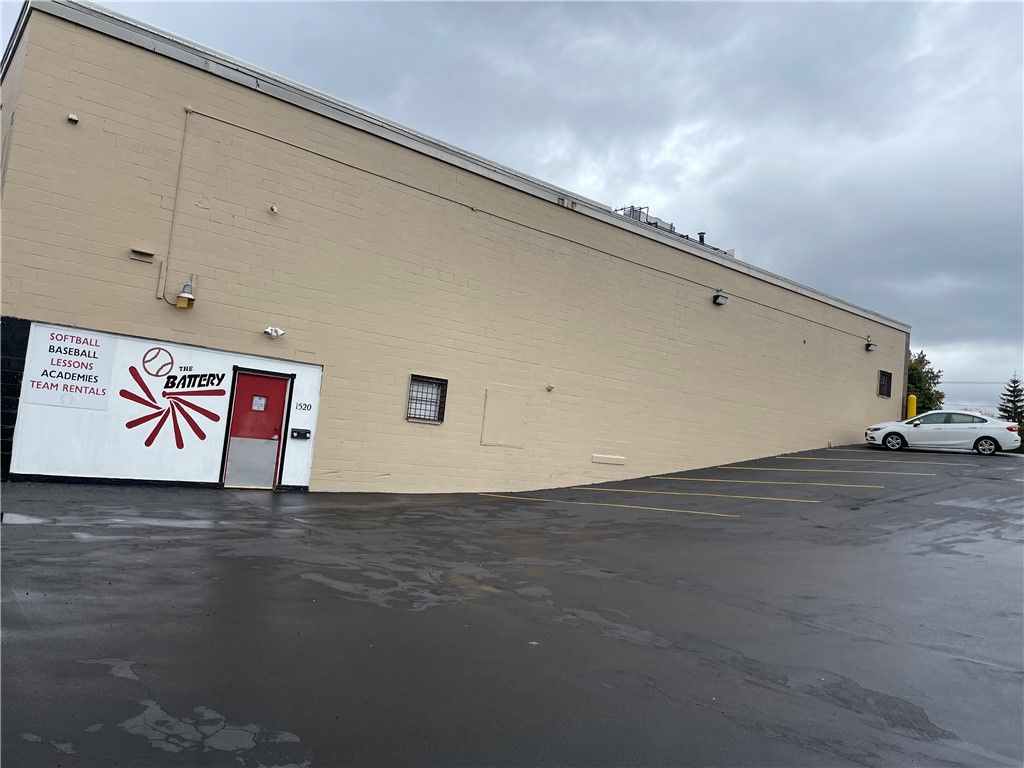 Photo of 1520 Spencerport Road, Gates, NY 14606 (MLS # R1645079)