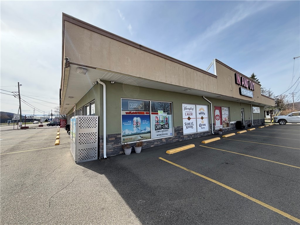 3165 Lake Road