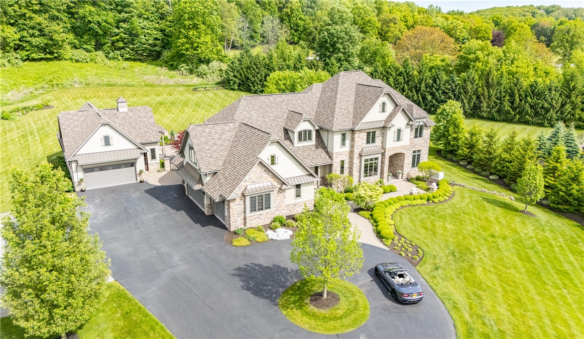 6748 Falcons Point, Victor, New York image 48